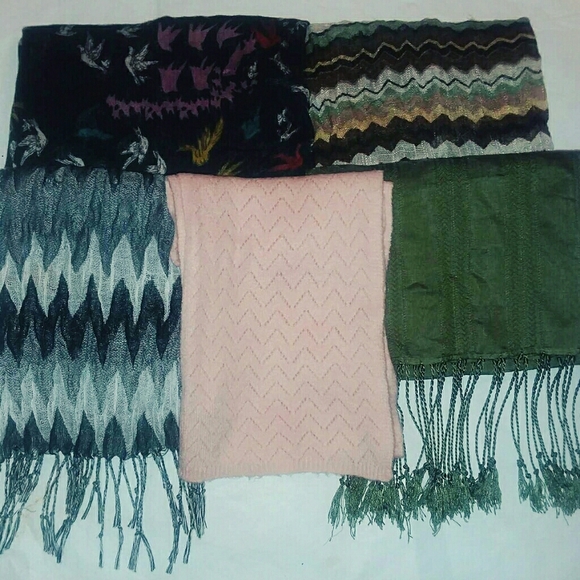Lot of 5 Scarves - Max Azria & New York & Company - Picture 1 of 8
